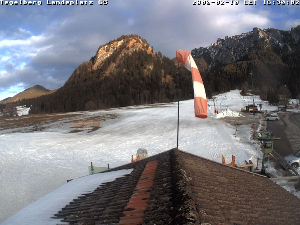 Archiv Foto Webcam Schwangau: Landeplatz am Tegelberg