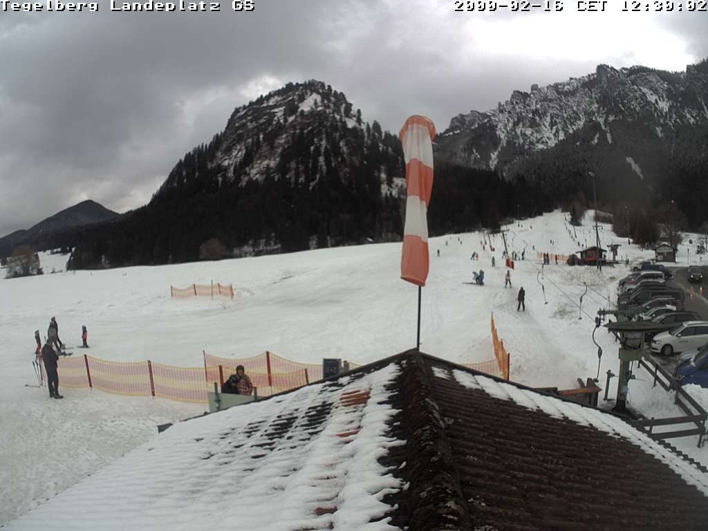 Archiv Foto Webcam Schwangau: Landeplatz am Tegelberg