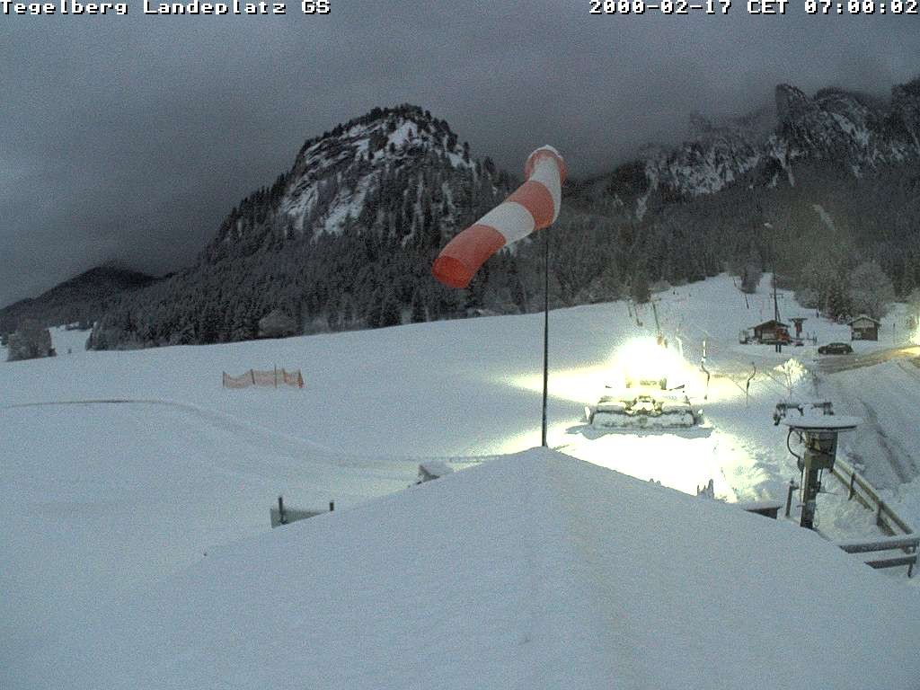 Archiv Foto Webcam Schwangau: Landeplatz am Tegelberg