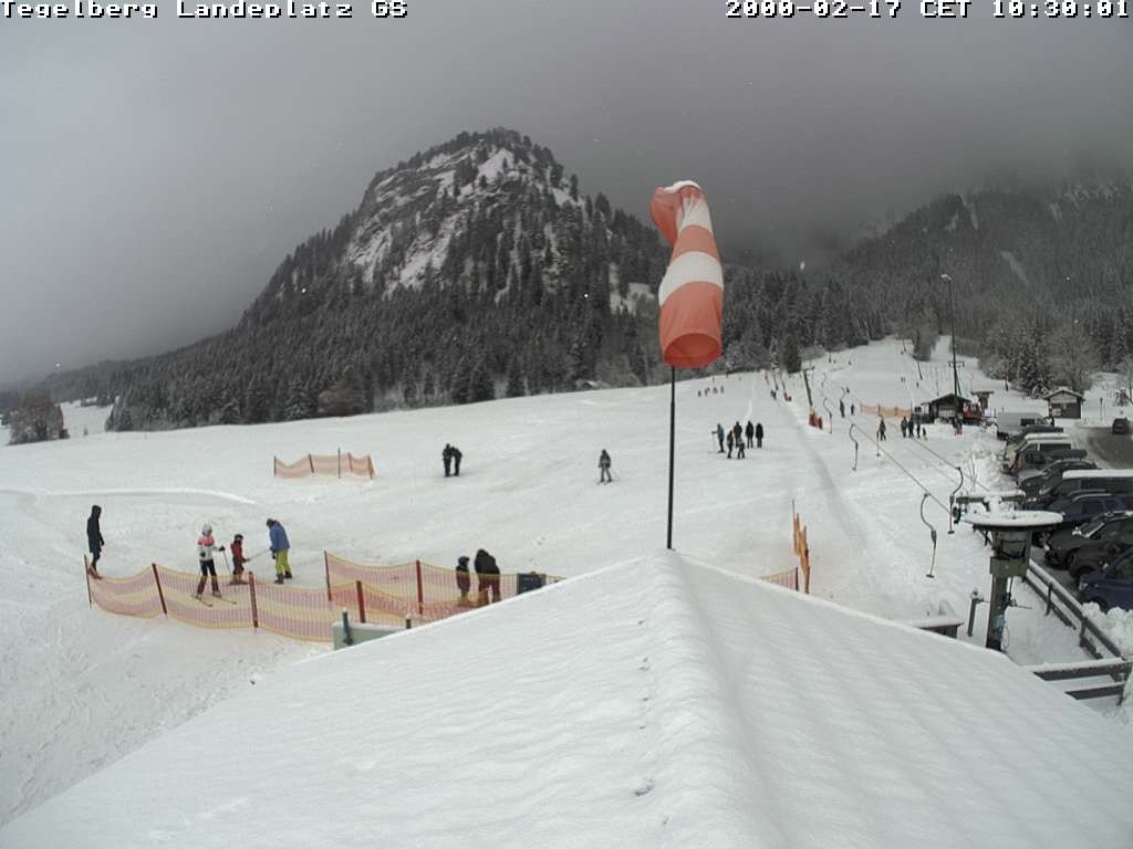 Archiv Foto Webcam Schwangau: Landeplatz am Tegelberg