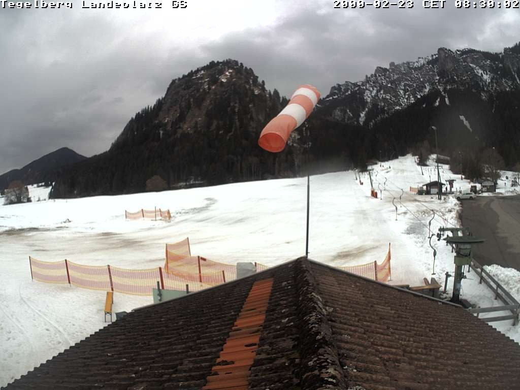 Archiv Foto Webcam Schwangau: Landeplatz am Tegelberg