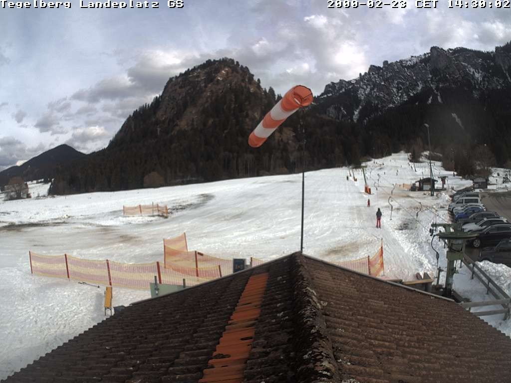 Archiv Foto Webcam Schwangau: Landeplatz am Tegelberg