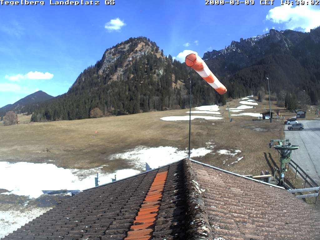 Archiv Foto Webcam Schwangau: Landeplatz am Tegelberg