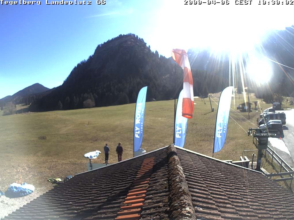 Archived image Webcam Tegelberg - Landing place