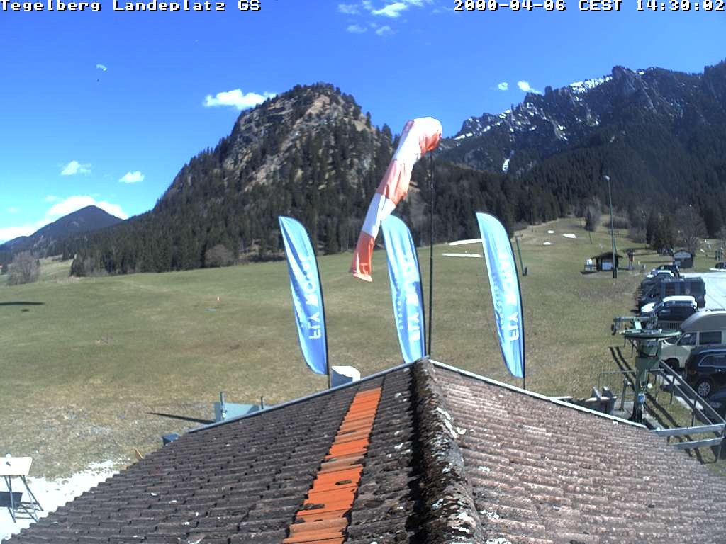 Archived image Webcam Tegelberg - Landing place