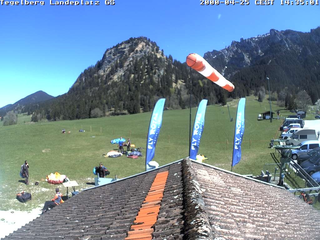Archiv Foto Webcam Schwangau: Landeplatz am Tegelberg