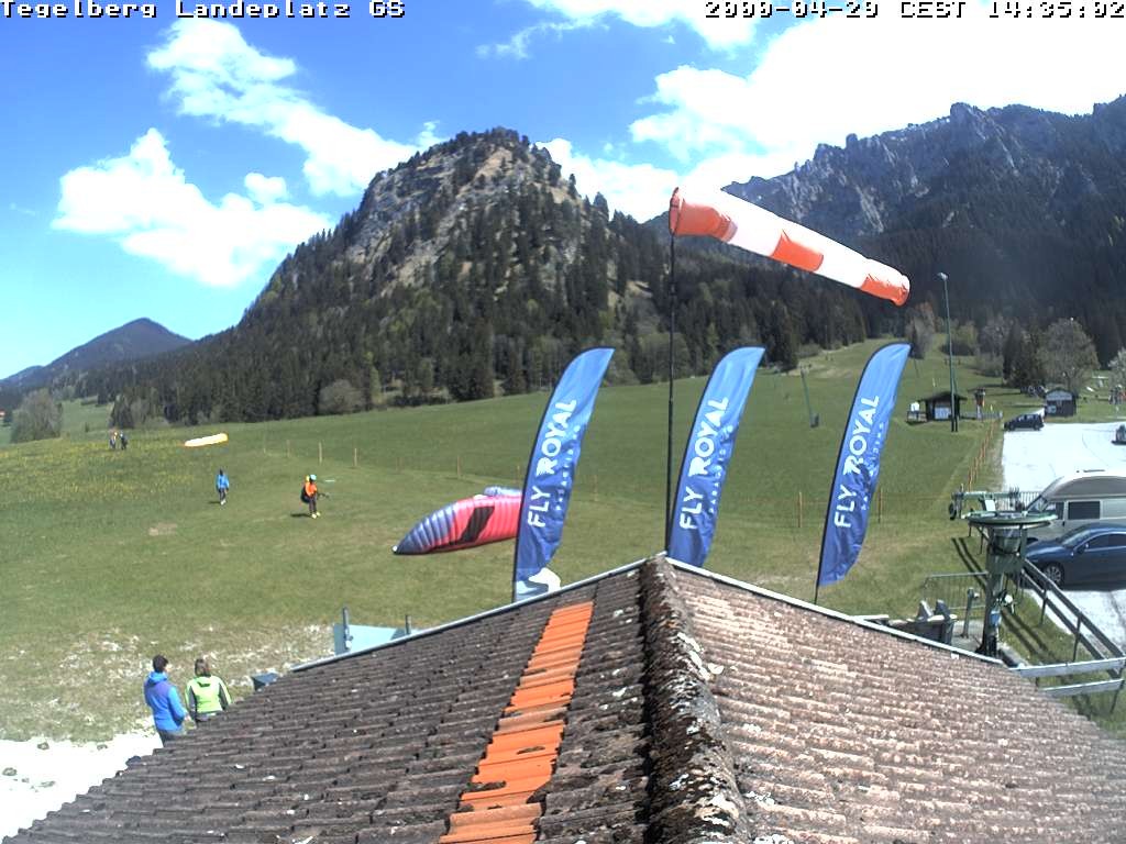 Archived image Webcam Tegelberg - Landing place