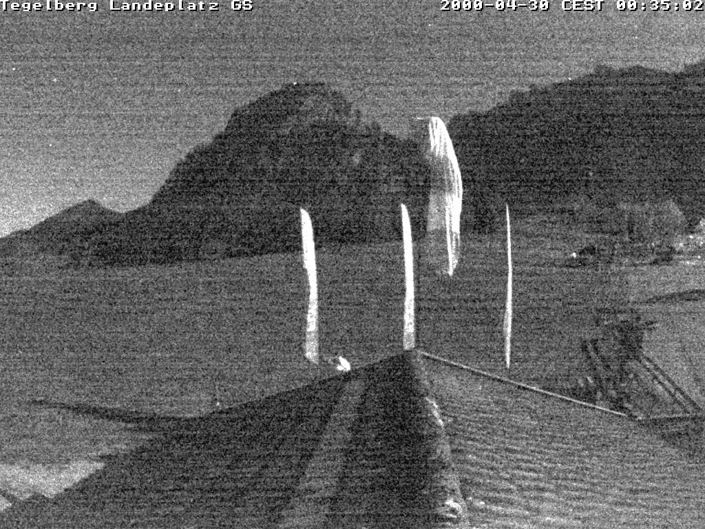 Archived image Webcam Tegelberg - Landing place