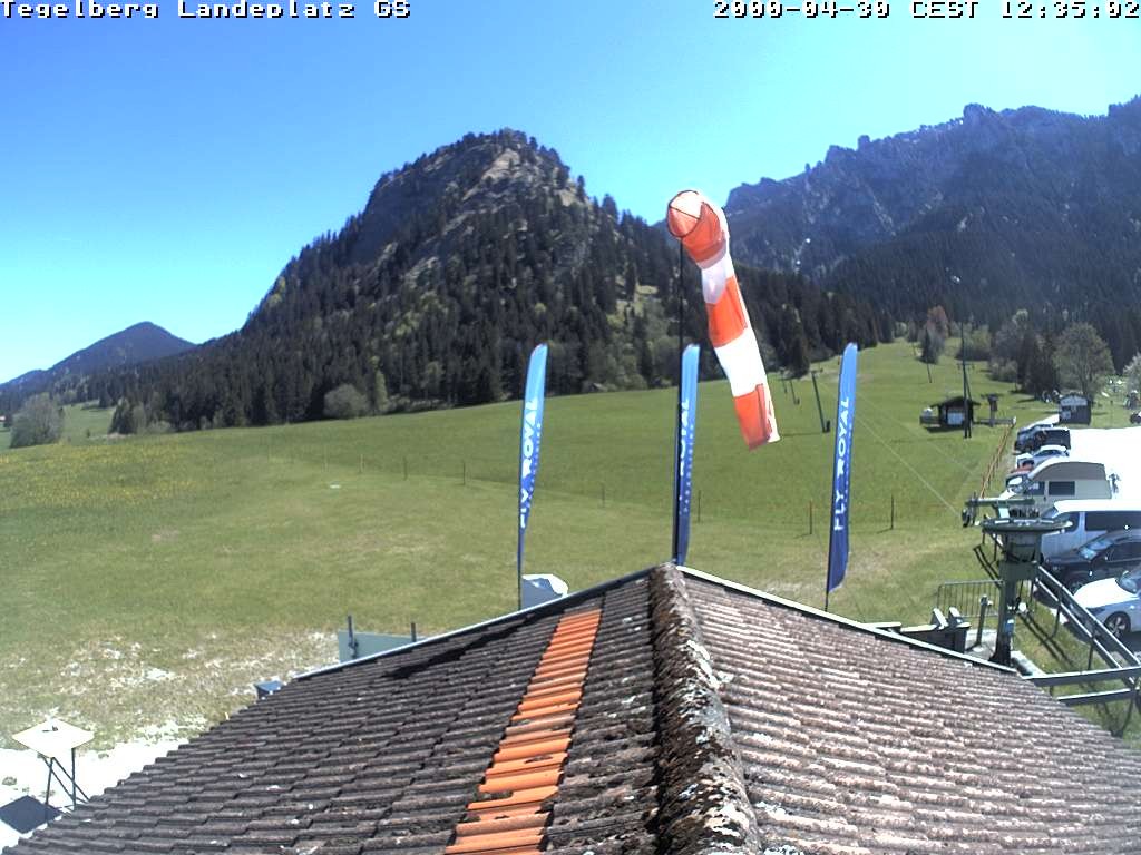 Archived image Webcam Tegelberg - Landing place