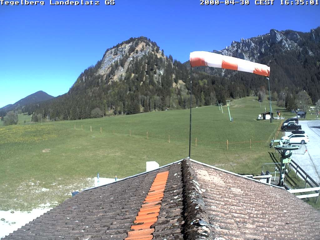 Archived image Webcam Tegelberg - Landing place