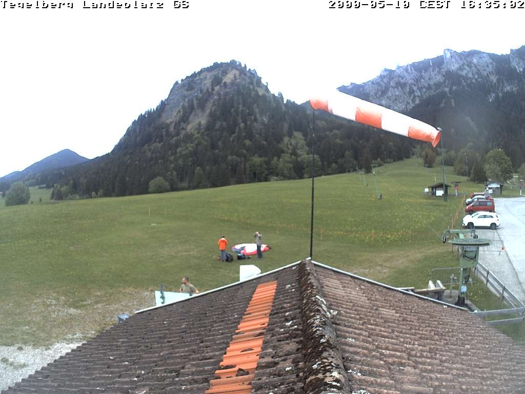 Archiv Foto Webcam Schwangau: Landeplatz am Tegelberg