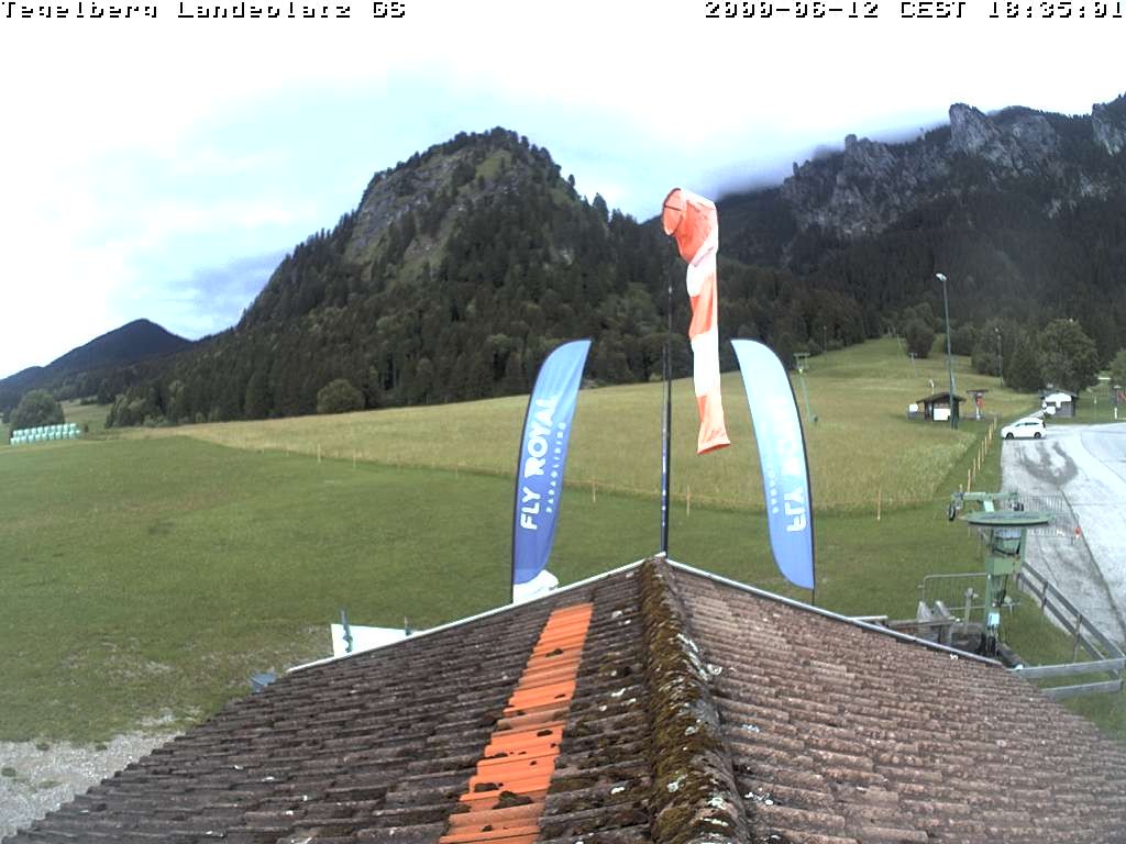 Archiv Foto Webcam Schwangau: Landeplatz am Tegelberg