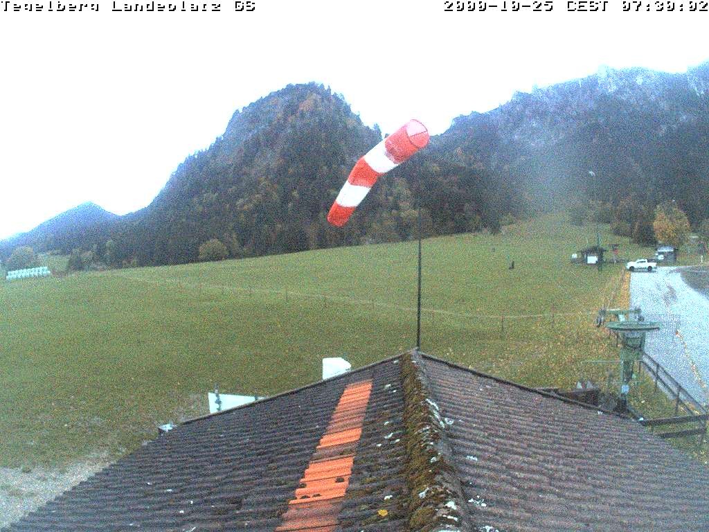 Archived image Webcam Tegelberg - Landing place