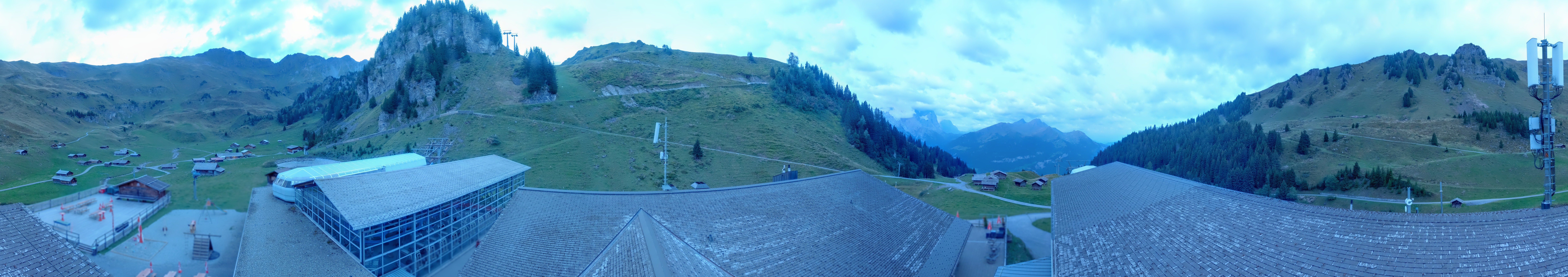 Archived image Webcam Maegisalp Meiringen Hasliberg Roundshot
