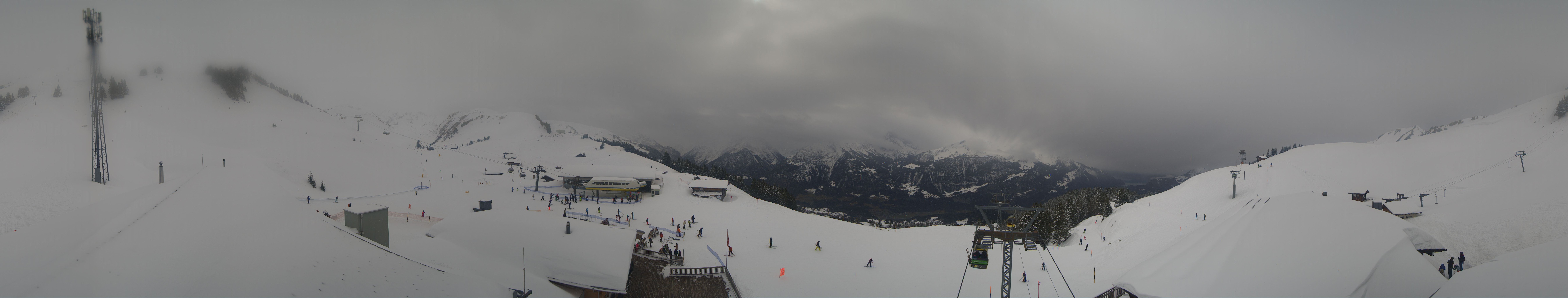 Archiv Foto Webcam Panoramacam Meiringen Hasliberg Mittelstation Käserstatt