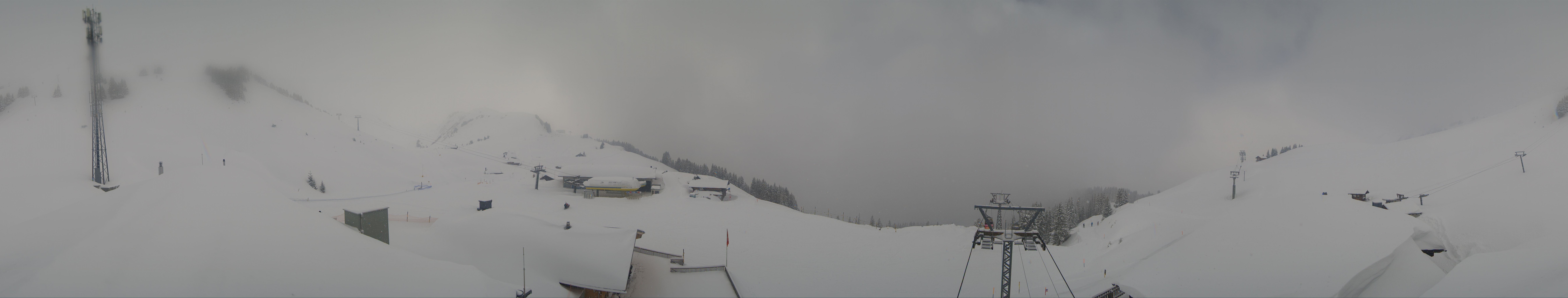 Archived image Webcam Roundshot Meiringen Hasliberg Mid-Station Kaeserstatt