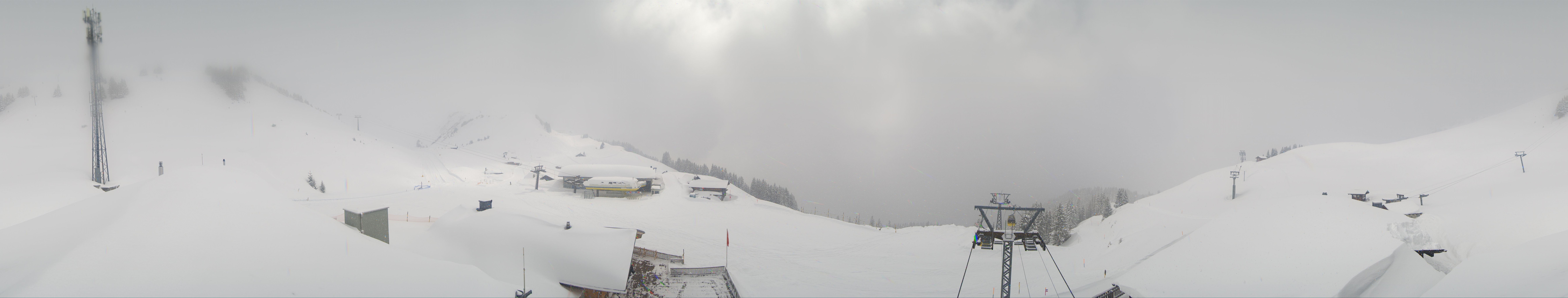 Archived image Webcam Roundshot Meiringen Hasliberg Mid-Station Kaeserstatt