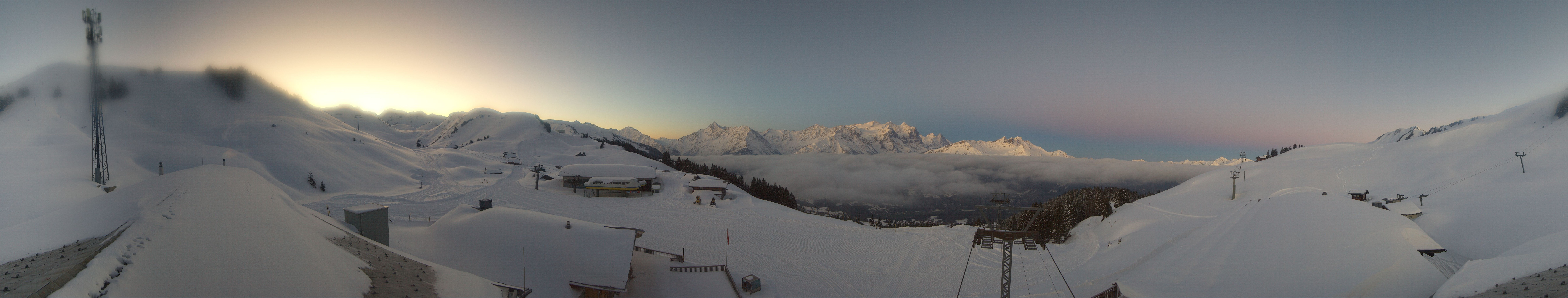 Archiv Foto Webcam Panoramacam Meiringen Hasliberg Mittelstation Käserstatt
