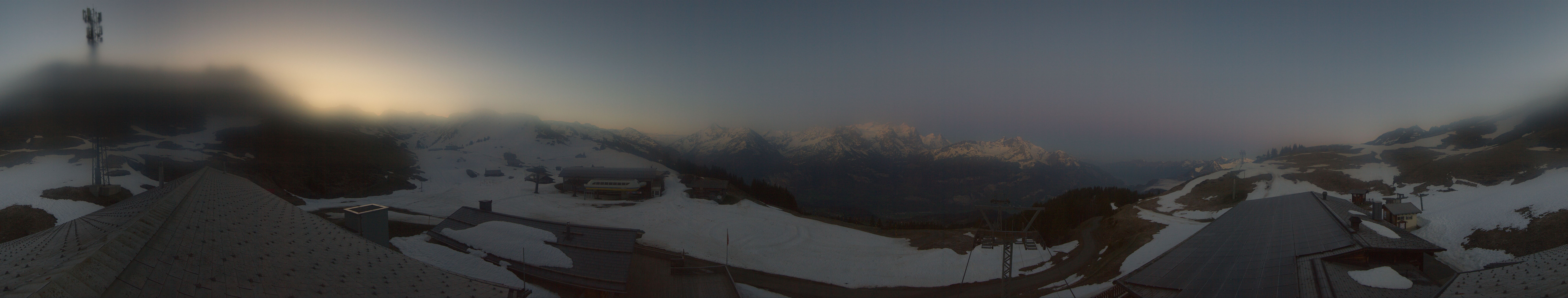 Archiv Foto Webcam Panoramacam Meiringen Hasliberg Mittelstation Käserstatt