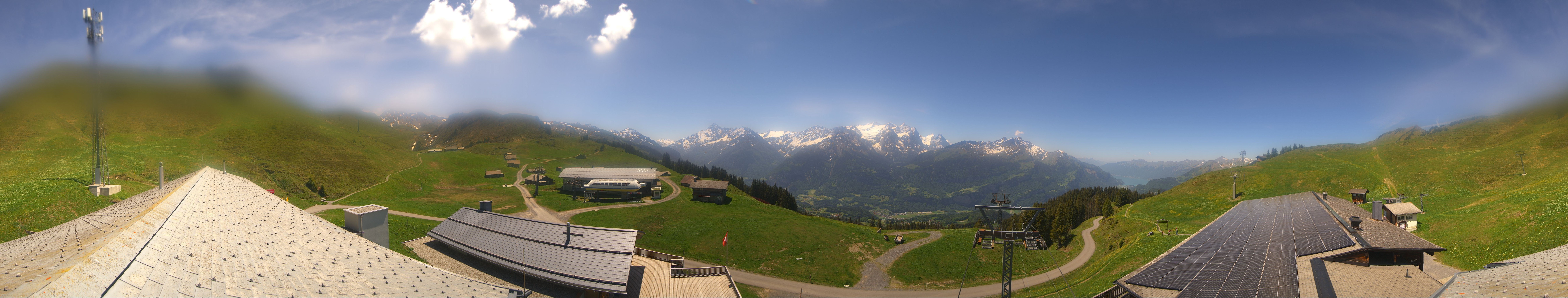 Archived image Webcam Roundshot Meiringen Hasliberg Mid-Station Kaeserstatt