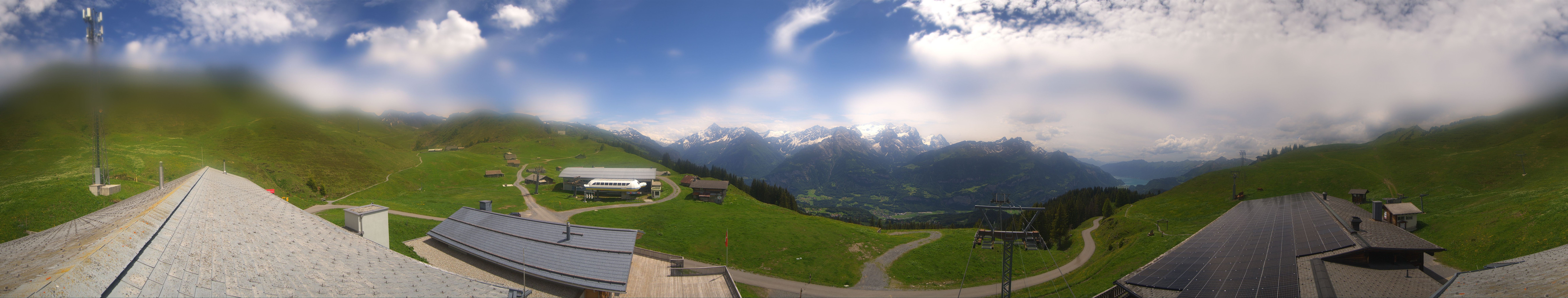 Archiv Foto Webcam Panoramacam Meiringen Hasliberg Mittelstation Käserstatt