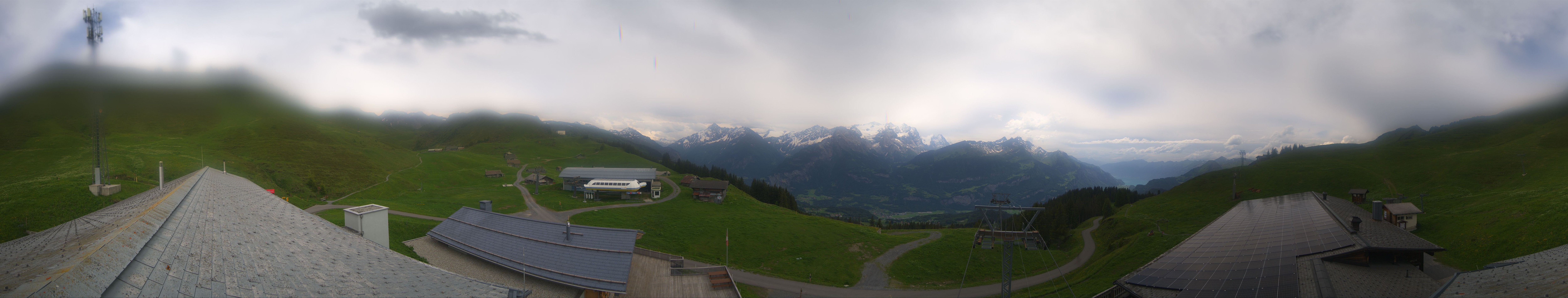 Archiv Foto Webcam Panoramacam Meiringen Hasliberg Mittelstation Käserstatt