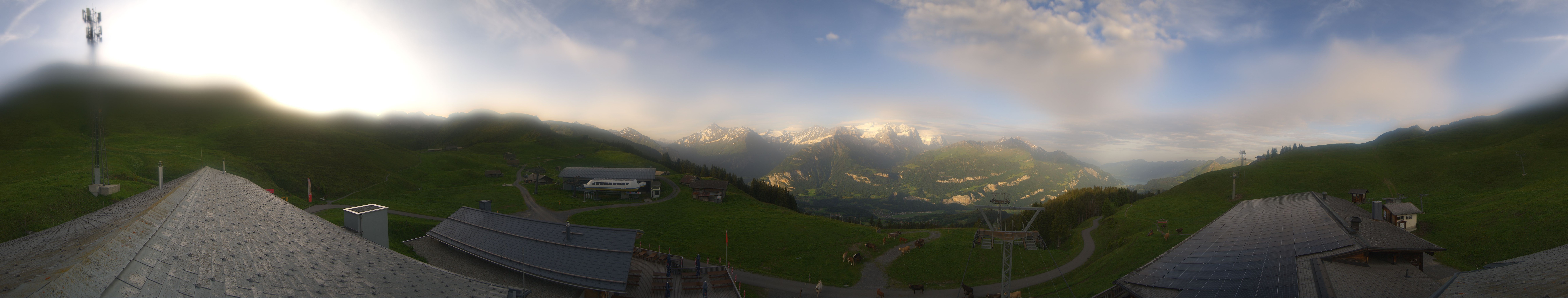 Archiv Foto Webcam Panoramacam Meiringen Hasliberg Mittelstation Käserstatt