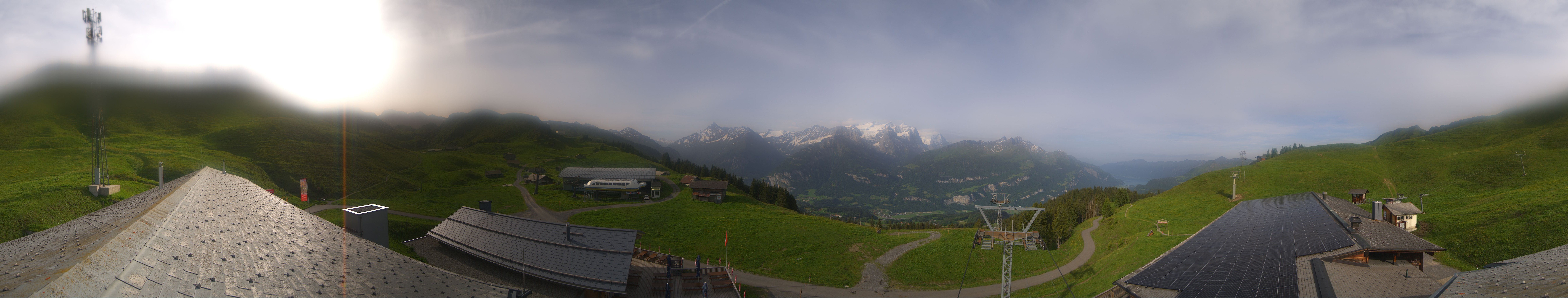 Archiv Foto Webcam Panoramacam Meiringen Hasliberg Mittelstation Käserstatt