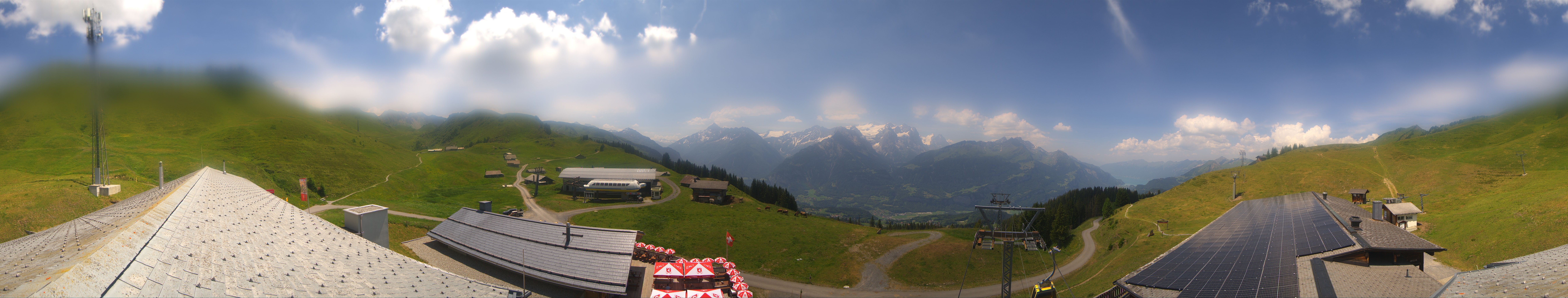 Archived image Webcam Roundshot Meiringen Hasliberg Mid-Station Kaeserstatt