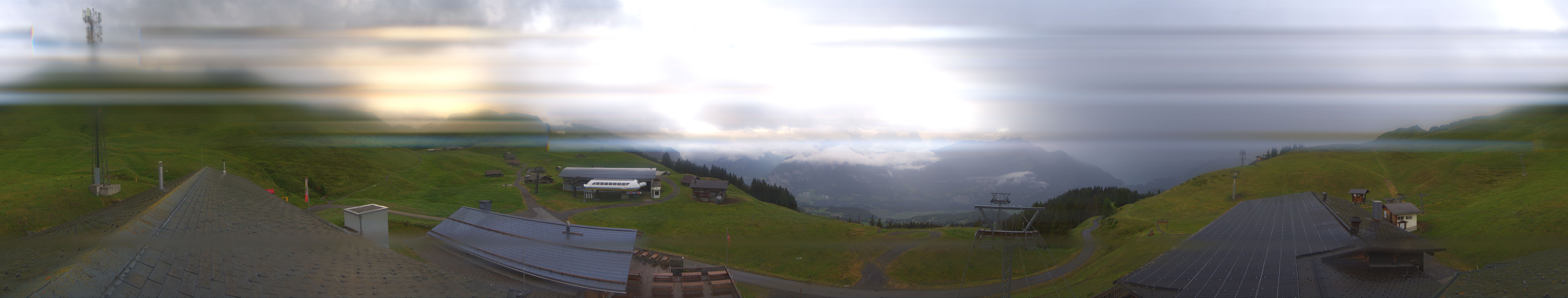 Archived image Webcam Roundshot Meiringen Hasliberg Mid-Station Kaeserstatt