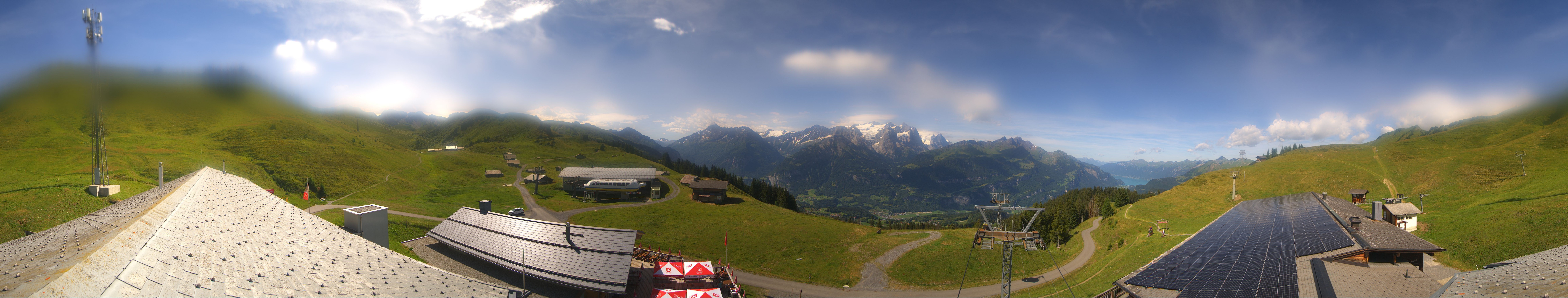 Archived image Webcam Roundshot Meiringen Hasliberg Mid-Station Kaeserstatt