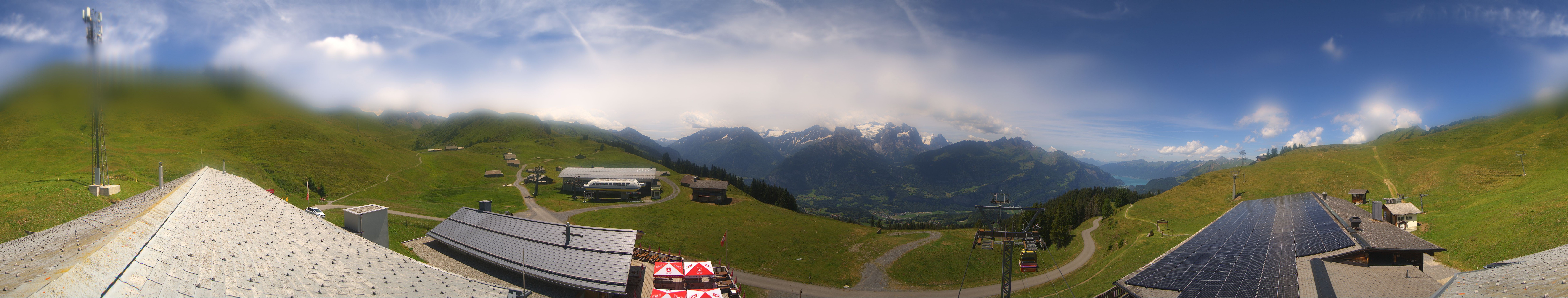 Archived image Webcam Roundshot Meiringen Hasliberg Mid-Station Kaeserstatt