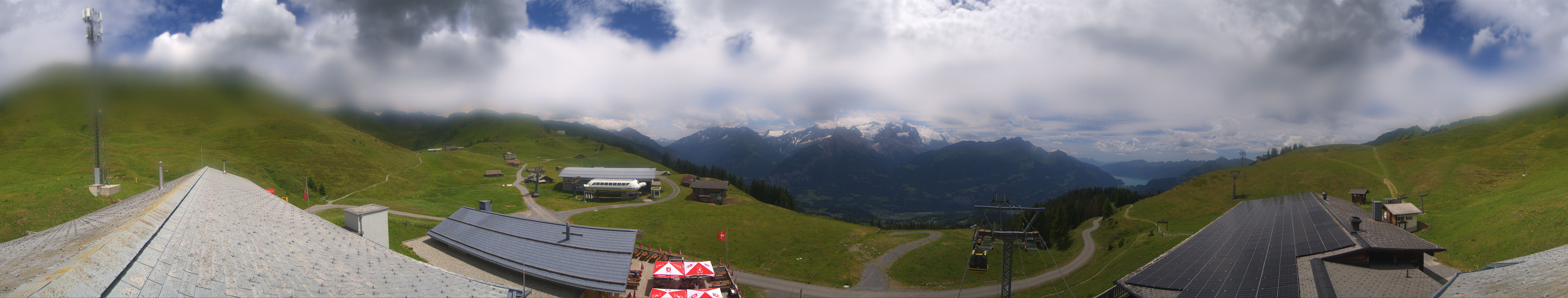 Archived image Webcam Roundshot Meiringen Hasliberg Mid-Station Kaeserstatt