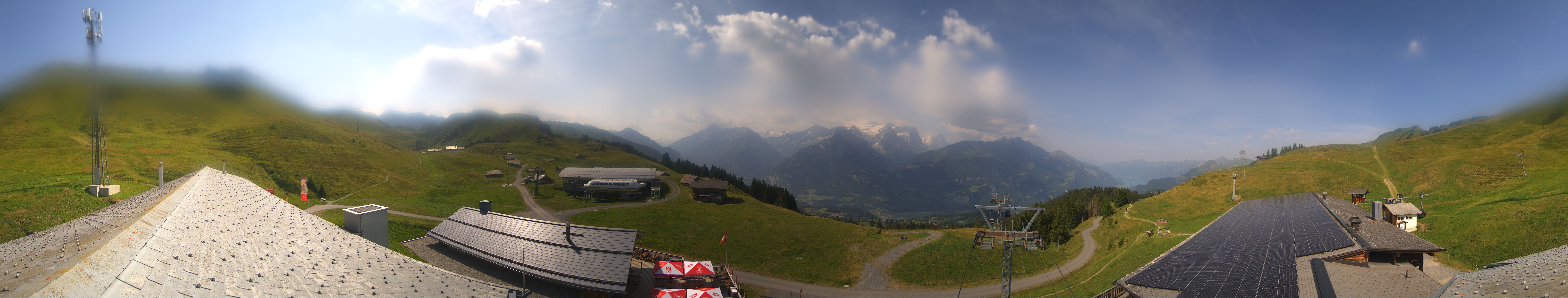 Archiv Foto Webcam Panoramacam Meiringen Hasliberg Mittelstation Käserstatt