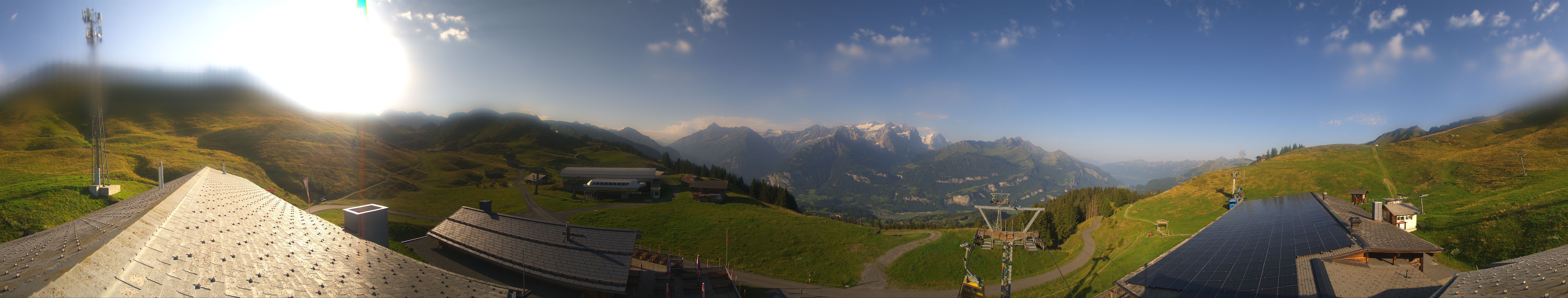 Archived image Webcam Roundshot Meiringen Hasliberg Mid-Station Kaeserstatt