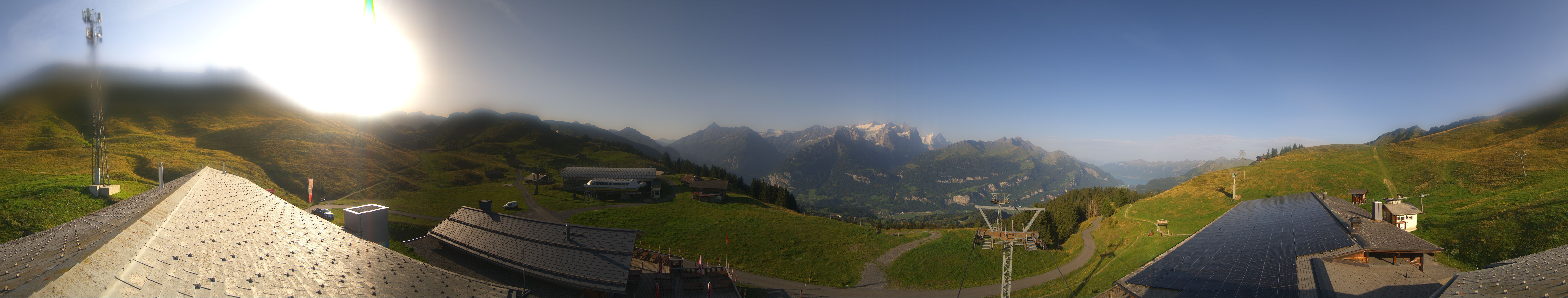 Archived image Webcam Roundshot Meiringen Hasliberg Mid-Station Kaeserstatt