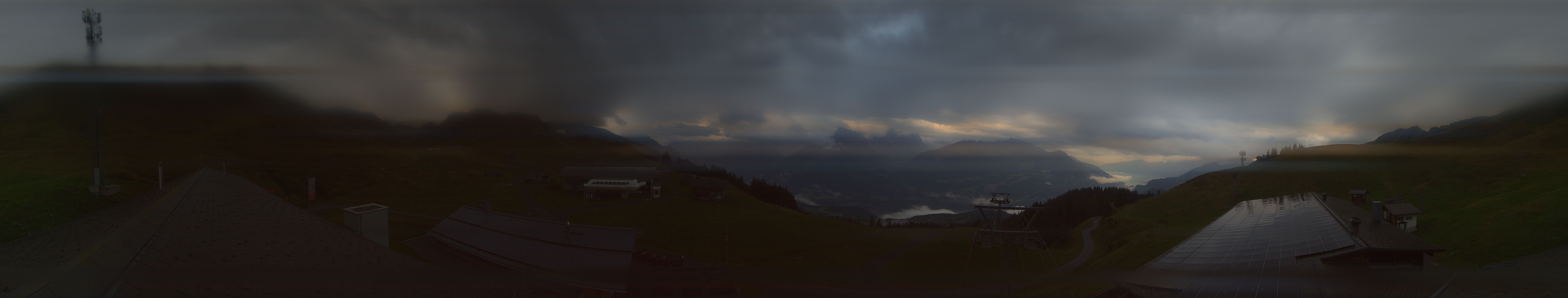 Archiv Foto Webcam Panoramacam Meiringen Hasliberg Mittelstation Käserstatt