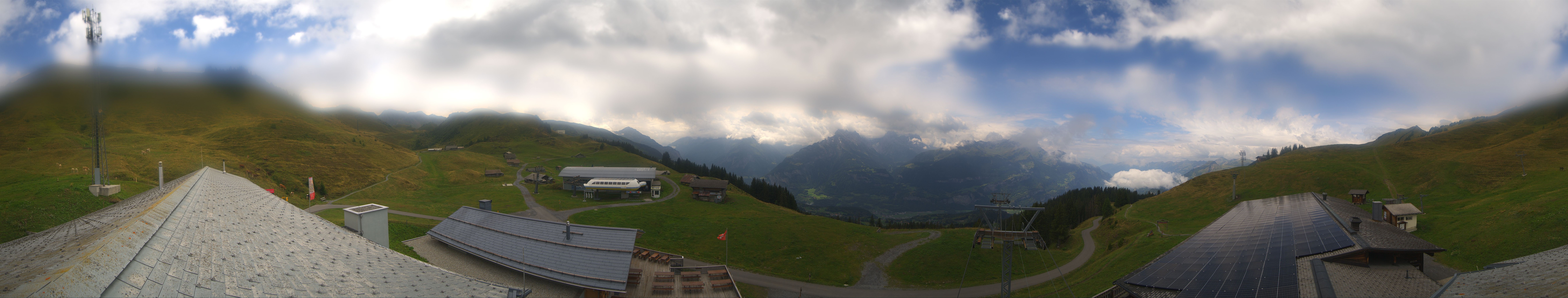 Archiv Foto Webcam Panoramacam Meiringen Hasliberg Mittelstation Käserstatt