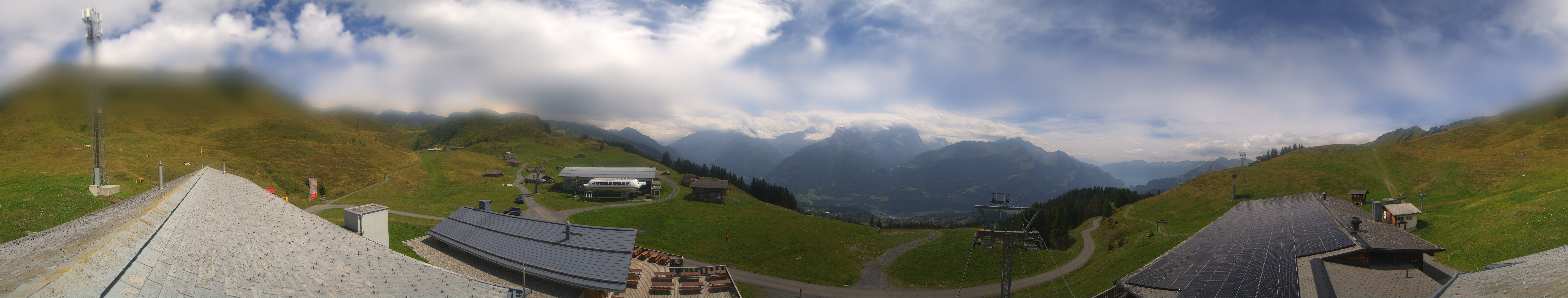 Archiv Foto Webcam Panoramacam Meiringen Hasliberg Mittelstation Käserstatt