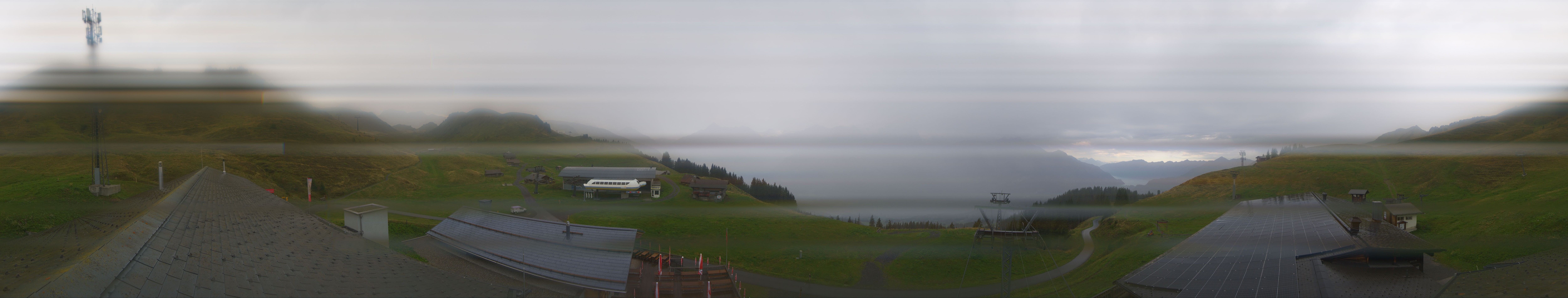 Archived image Webcam Roundshot Meiringen Hasliberg Mid-Station Kaeserstatt
