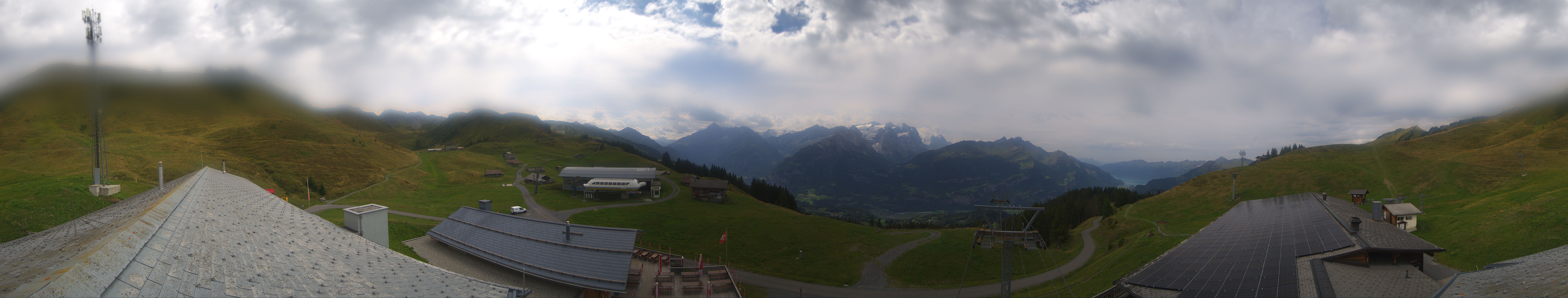 Archived image Webcam Roundshot Meiringen Hasliberg Mid-Station Kaeserstatt