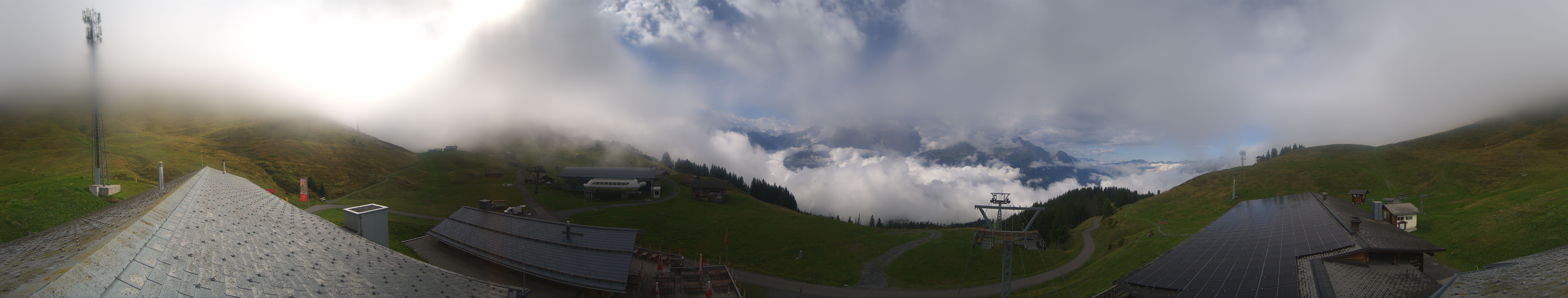 Archived image Webcam Roundshot Meiringen Hasliberg Mid-Station Kaeserstatt