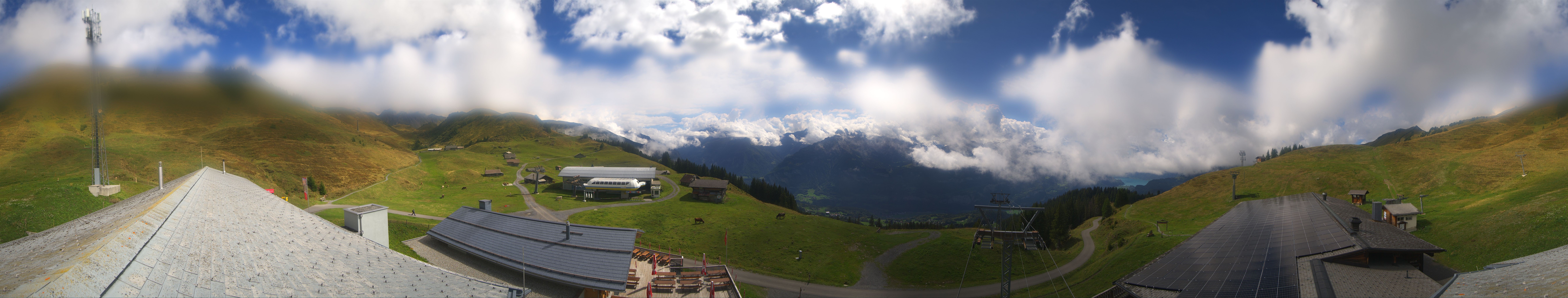 Archived image Webcam Roundshot Meiringen Hasliberg Mid-Station Kaeserstatt