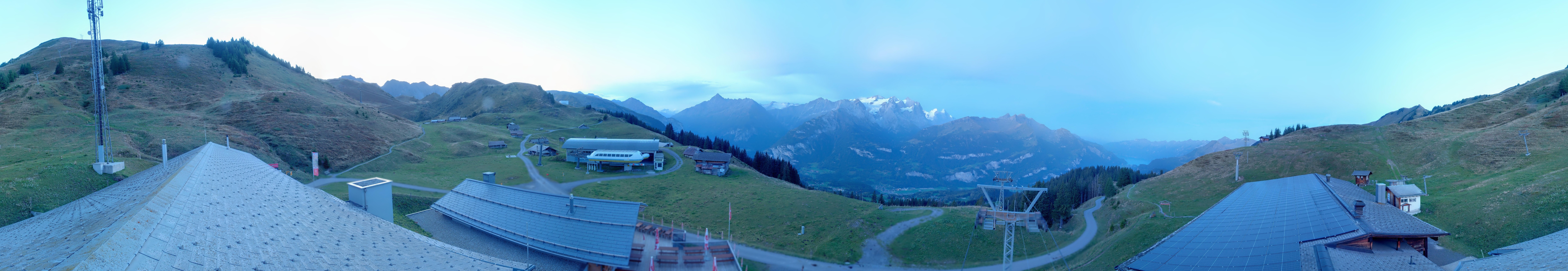 Archived image Webcam Roundshot Meiringen Hasliberg Mid-Station Kaeserstatt