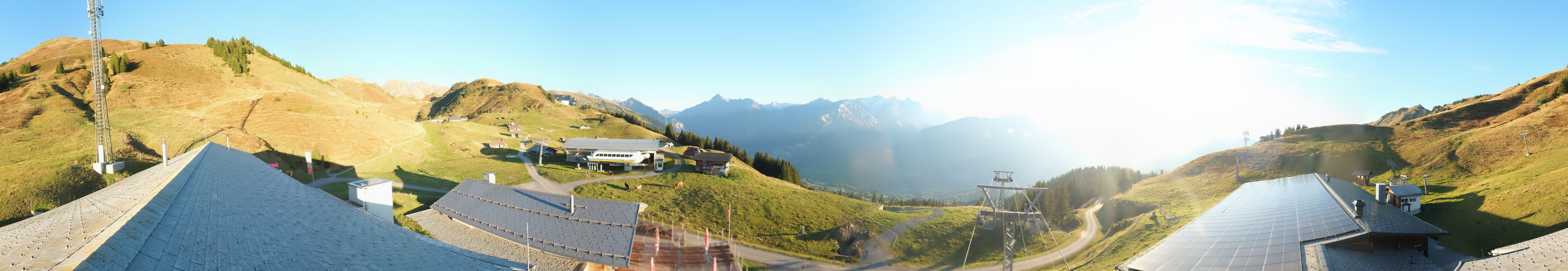 Archiv Foto Webcam Panoramacam Meiringen Hasliberg Mittelstation Käserstatt