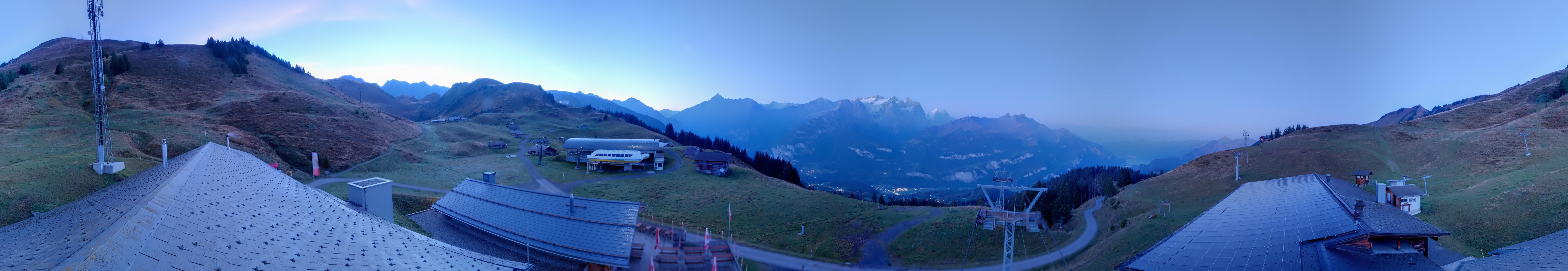 Archiv Foto Webcam Panoramacam Meiringen Hasliberg Mittelstation Käserstatt