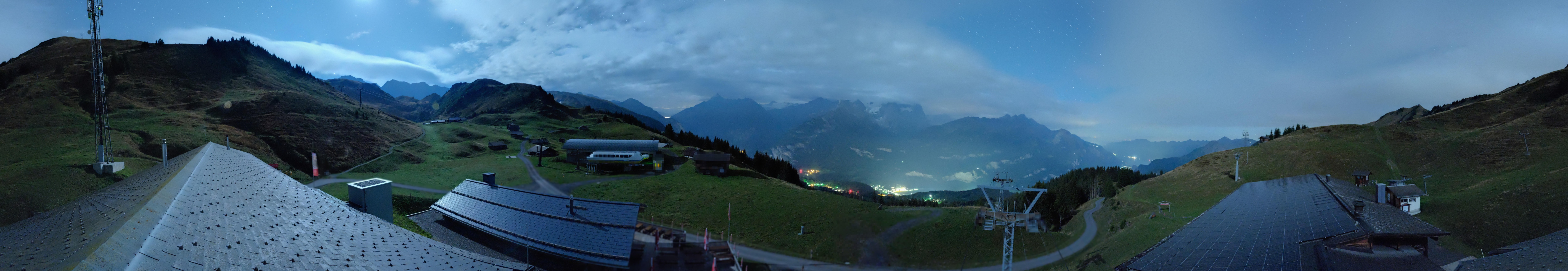 Archived image Webcam Roundshot Meiringen Hasliberg Mid-Station Kaeserstatt