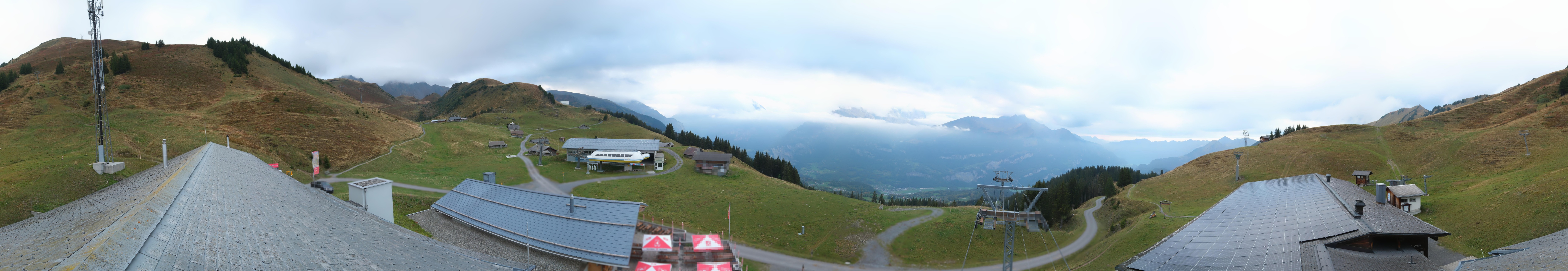 Archived image Webcam Roundshot Meiringen Hasliberg Mid-Station Kaeserstatt