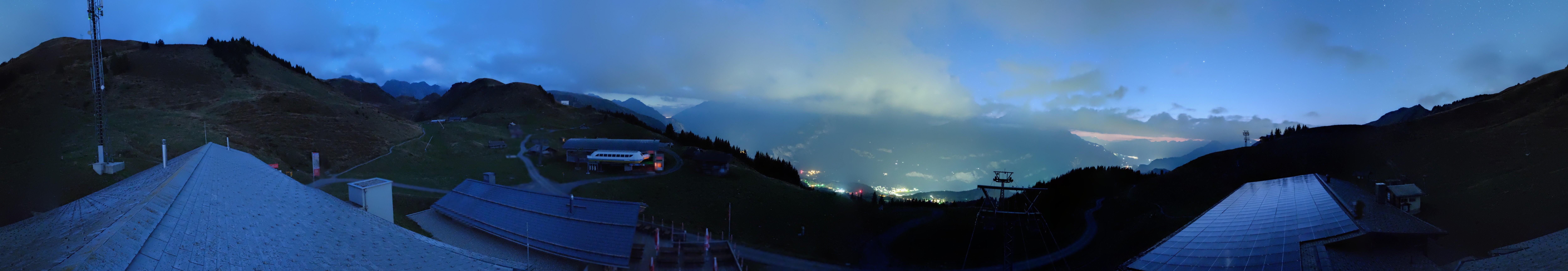 Archived image Webcam Roundshot Meiringen Hasliberg Mid-Station Kaeserstatt
