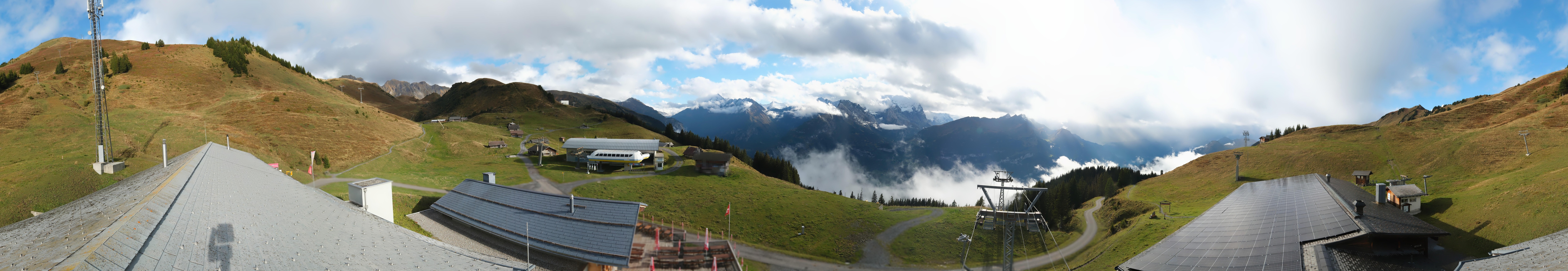 Archived image Webcam Roundshot Meiringen Hasliberg Mid-Station Kaeserstatt